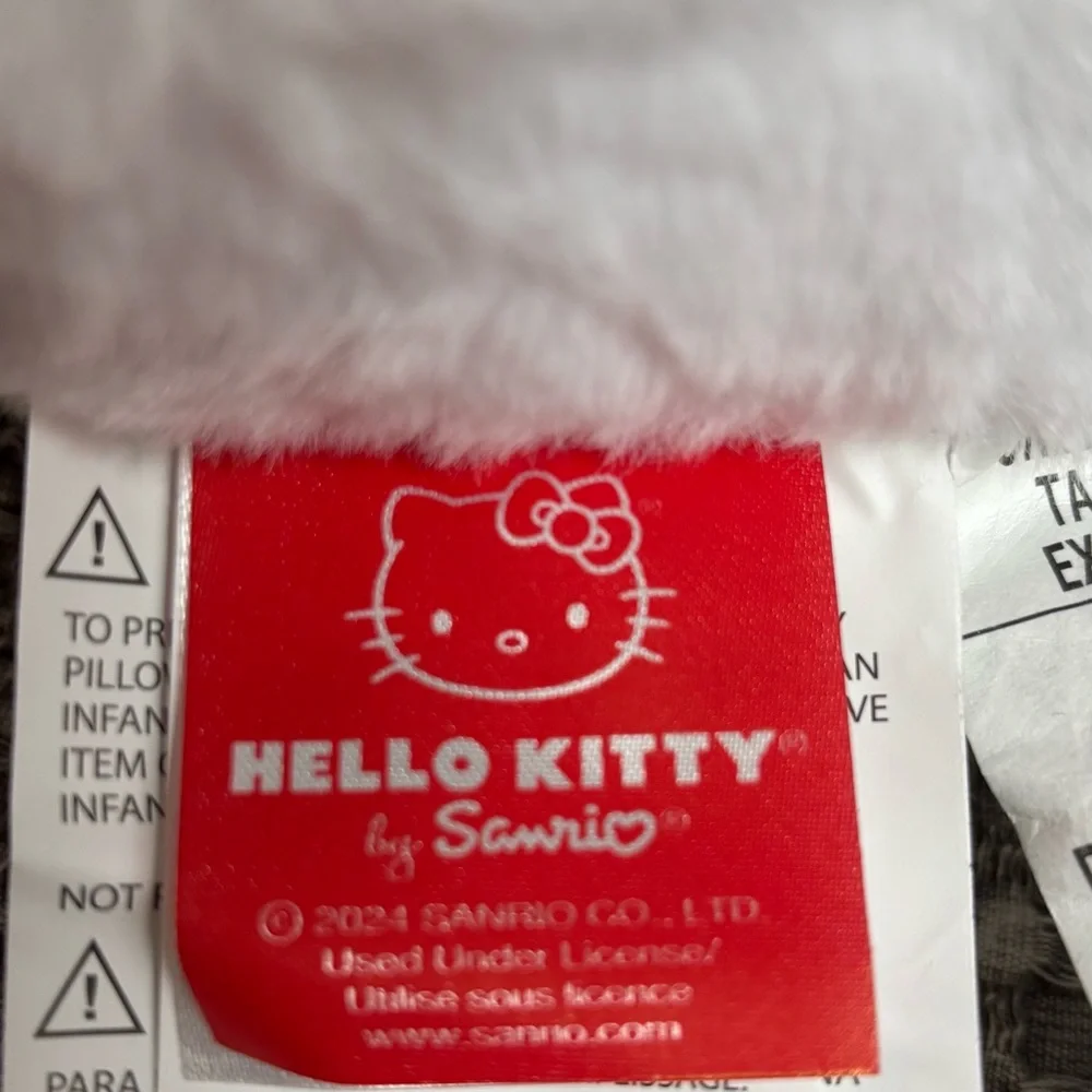 Hello Kitty with Christmas Hat Decorative Pillow